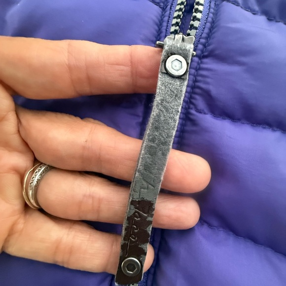 WOMENS  The North Face Totally Down Hooded Jacket SZ S/P Purple 600 - Picture 12 of 16